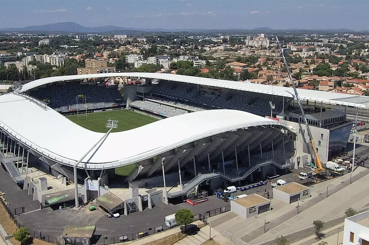 Photographie d'un stade de football